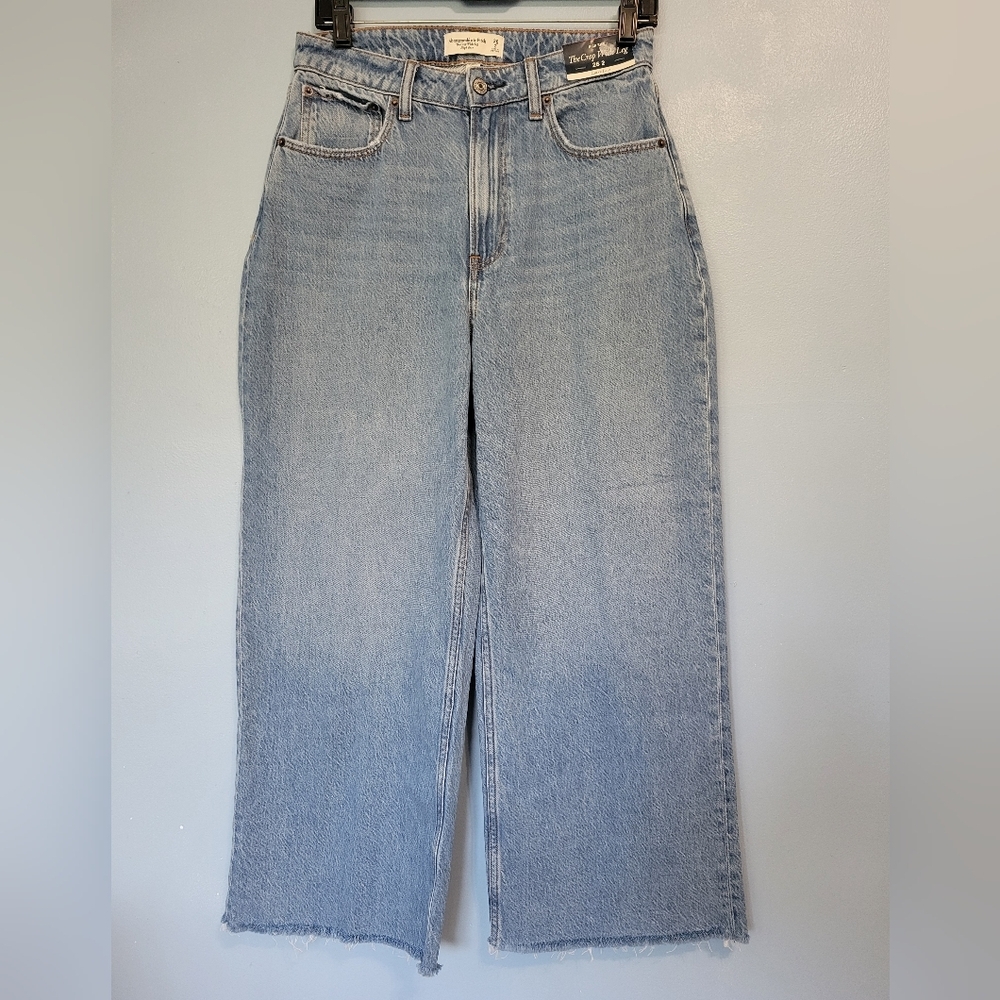 Abercrombie & Fitch curve love Light Wash Wide Leg Jeans